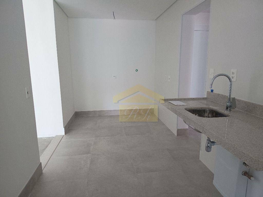 Apartamento à venda com 3 quartos, 143m² - Foto 6