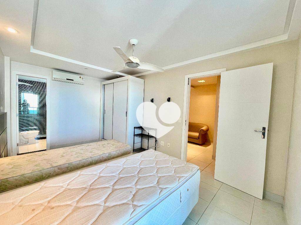 Cobertura à venda com 4 quartos, 260m² - Foto 19