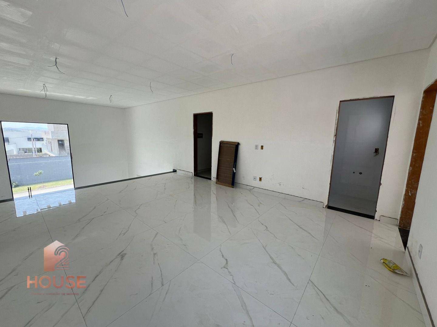 Casa de Condomínio à venda com 4 quartos, 283m² - Foto 3