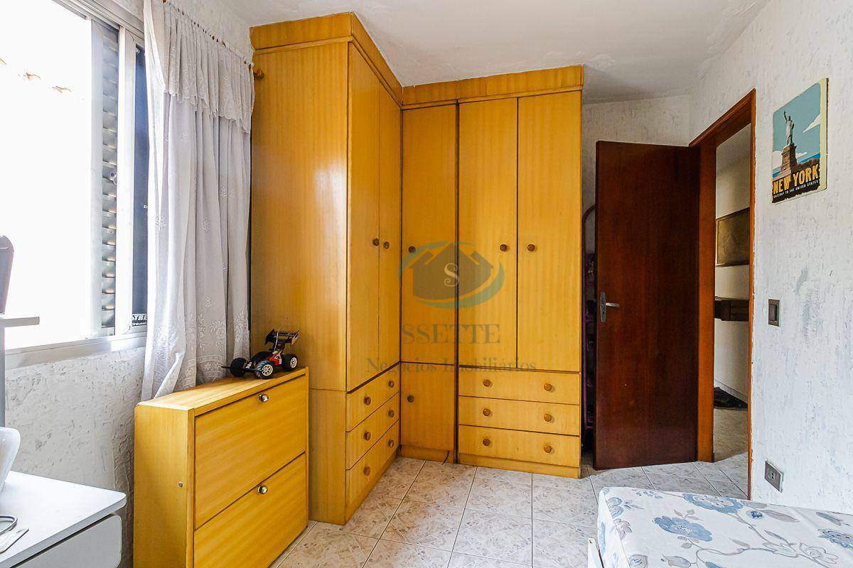 Casa à venda com 3 quartos, 200m² - Foto 27