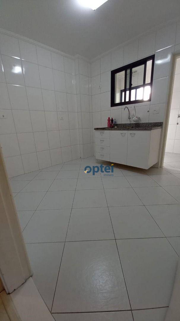 Apartamento à venda com 3 quartos, 107m² - Foto 13