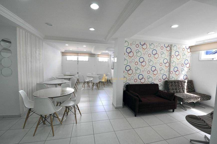 Apartamento à venda com 3 quartos, 75m² - Foto 15