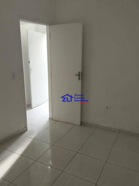 Casa para alugar com 1 quarto, 70m² - Foto 10