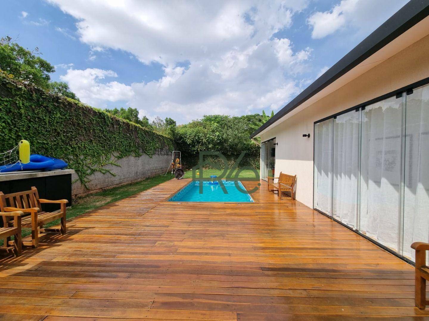 Casa à venda com 3 quartos, 277m² - Foto 9