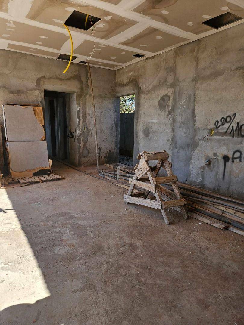 Sobrado à venda com 5 quartos, 338m² - Foto 2