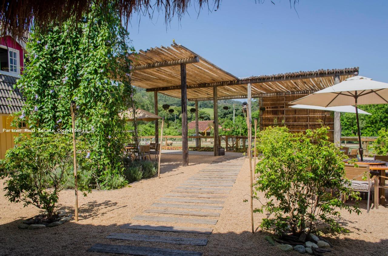 Chácara à venda com 5 quartos, 4m² - Foto 20