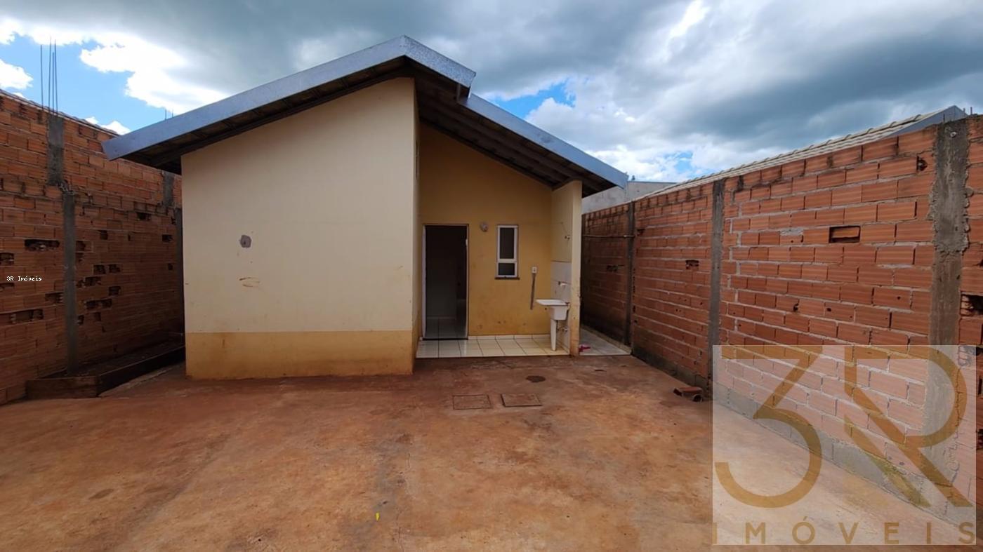 Casa à venda com 2 quartos, 160m² - Foto 10