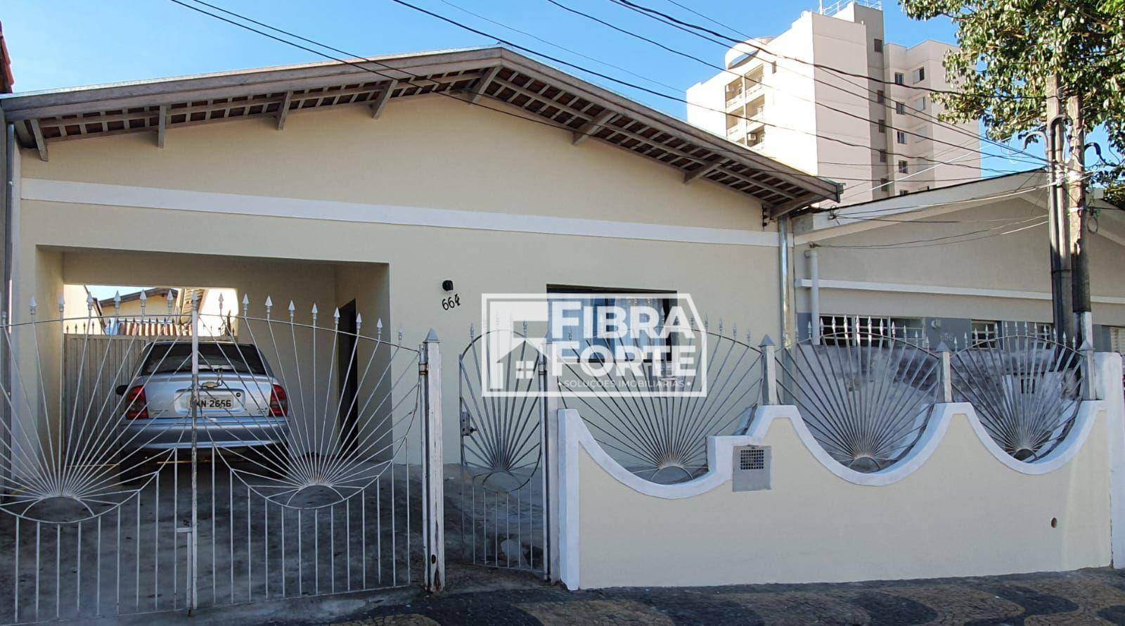 Casa à venda com 3 quartos, 200m² - Foto 1