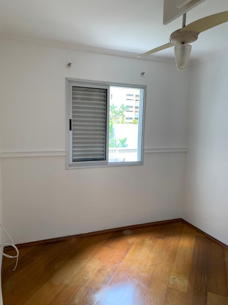 Apartamento à venda com 2 quartos, 66m² - Foto 2