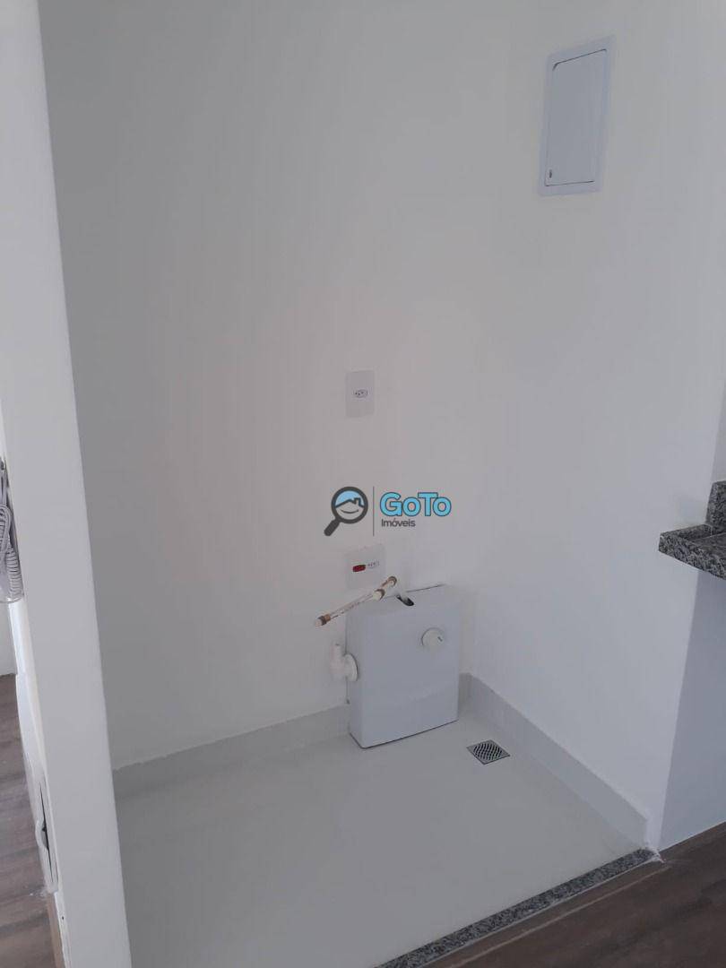 Apartamento à venda com 2 quartos, 37m² - Foto 11