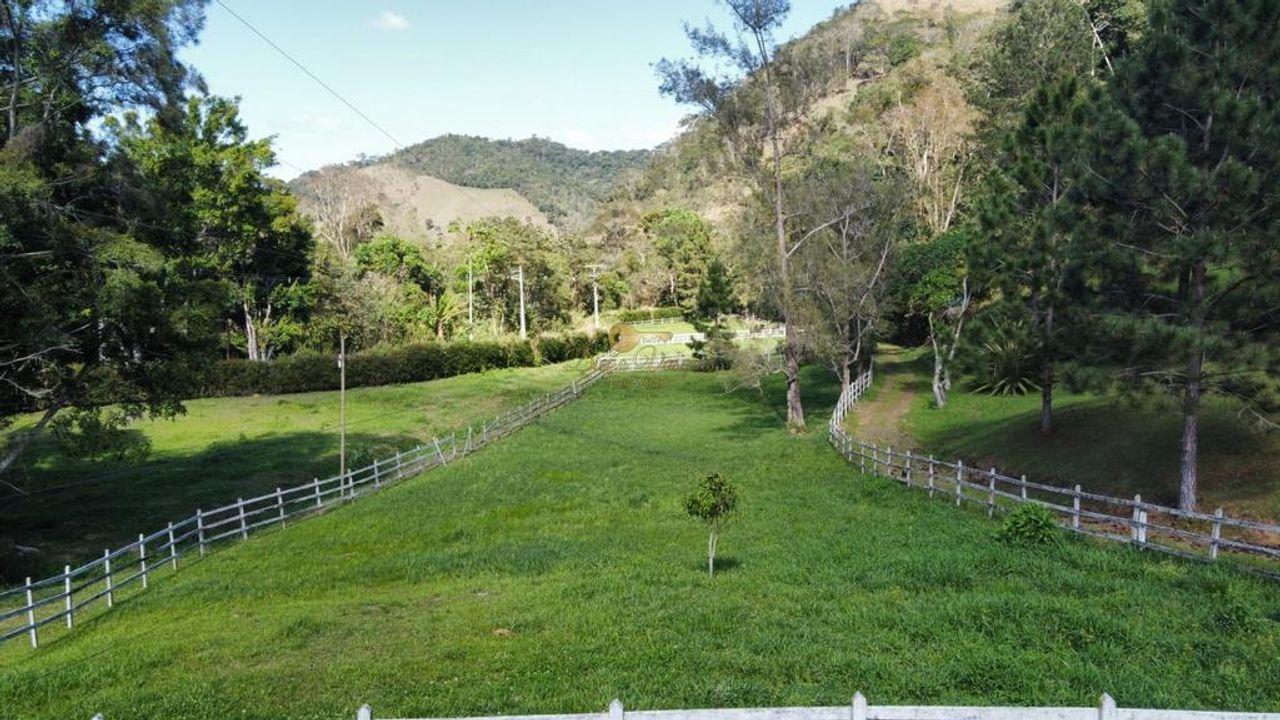 Fazenda à venda com 5 quartos, 500m² - Foto 41