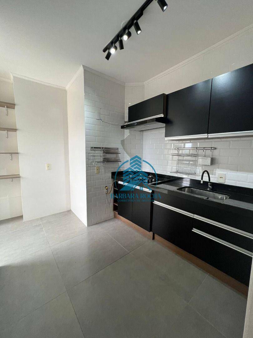 Apartamento à venda com 3 quartos, 85m² - Foto 13