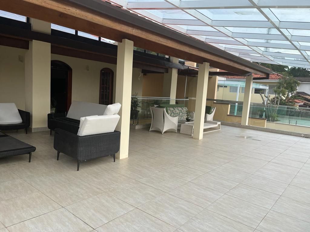 Casa de Condomínio à venda com 4 quartos, 480m² - Foto 1