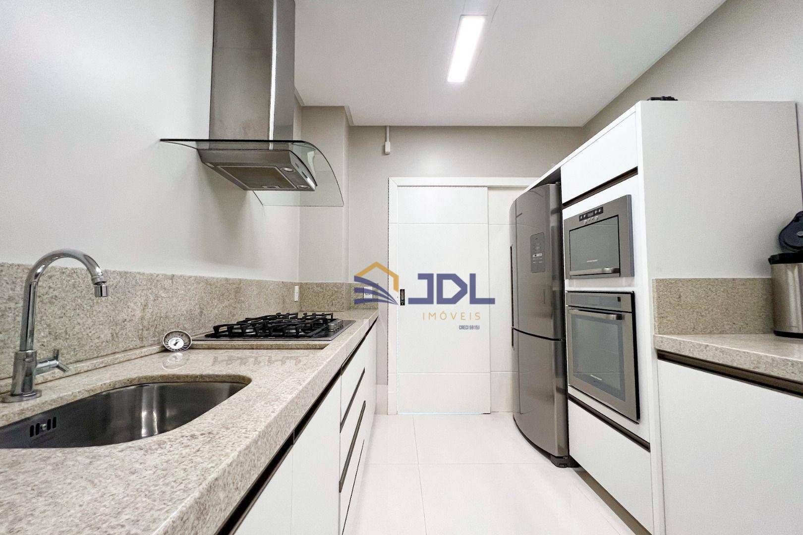 Apartamento à venda com 4 quartos, 227m² - Foto 41