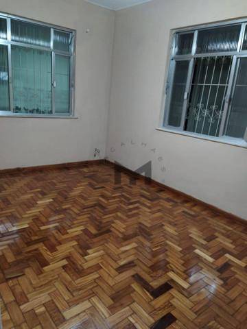 Apartamento à venda com 2 quartos, 67m² - Foto 3