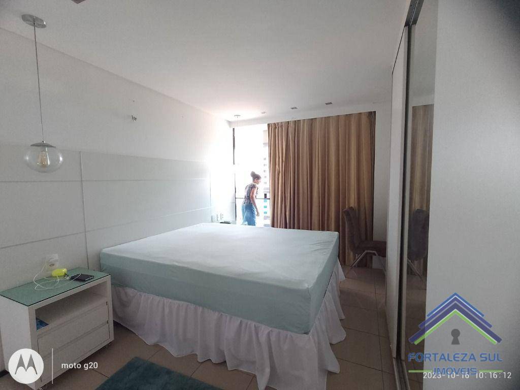 Apartamento à venda com 2 quartos, 78m² - Foto 19