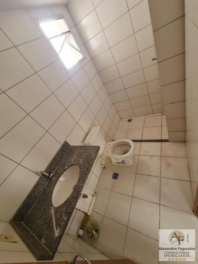 Apartamento à venda com 2 quartos, 55m² - Foto 11