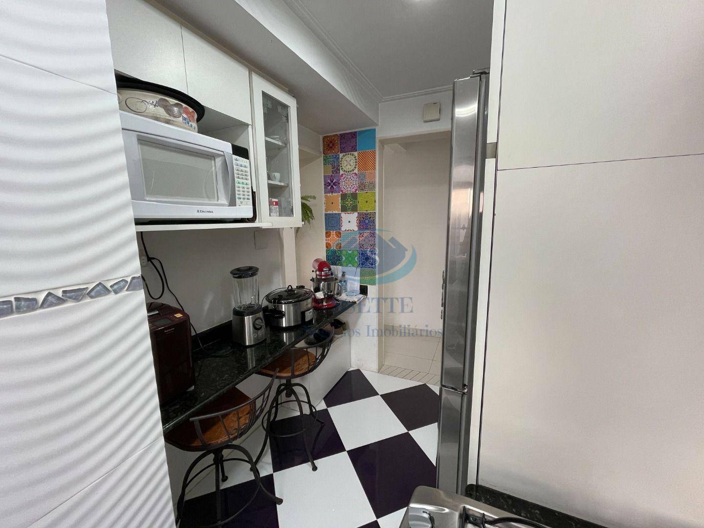 Apartamento à venda com 2 quartos, 60m² - Foto 10