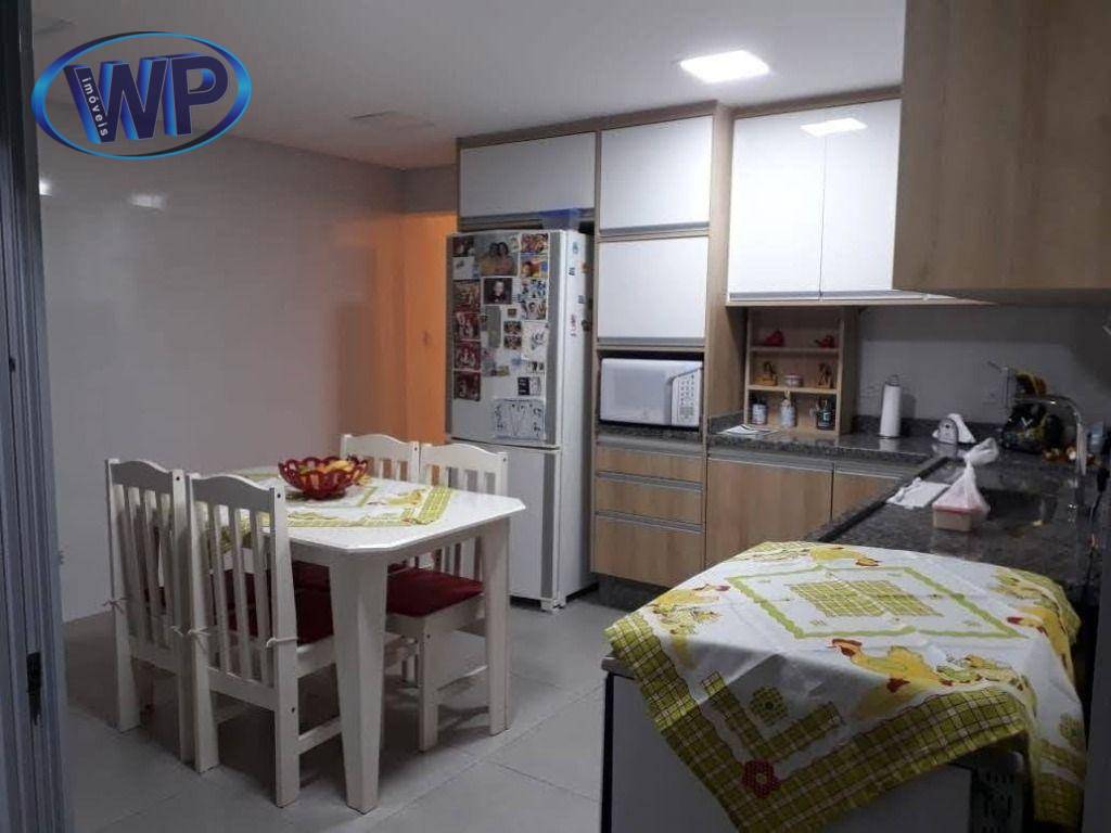 Sobrado à venda com 3 quartos, 208m² - Foto 3