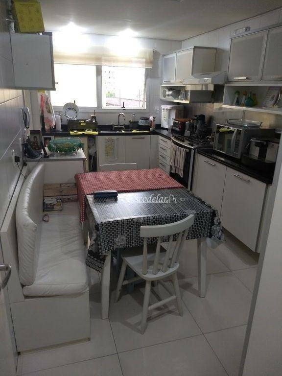 Apartamento à venda com 3 quartos, 189m² - Foto 25