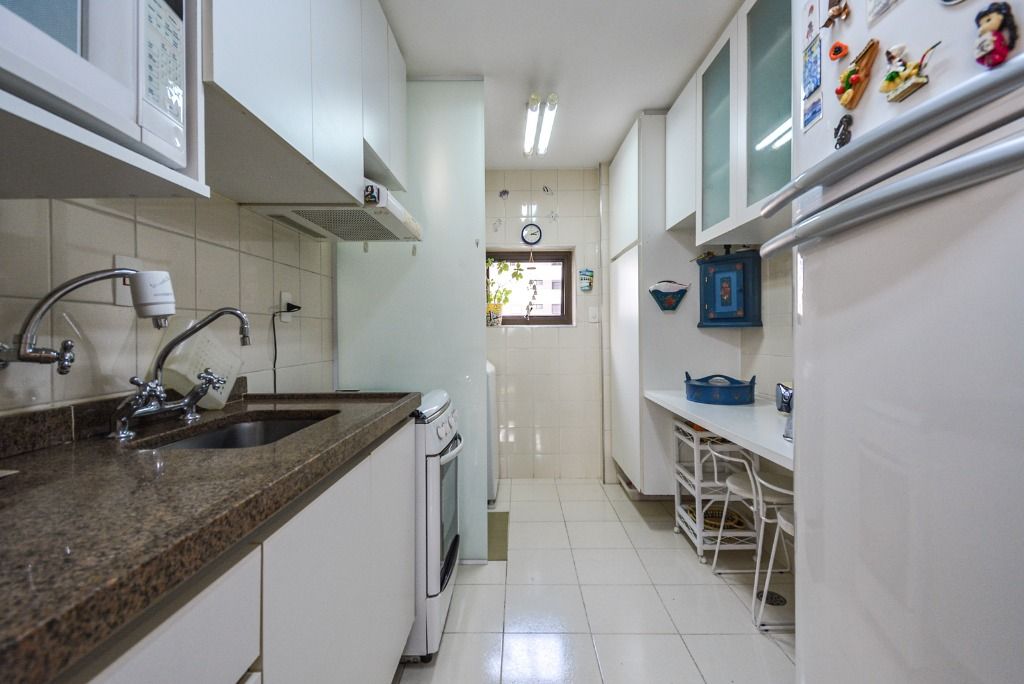 Apartamento à venda com 2 quartos, 73m² - Foto 13