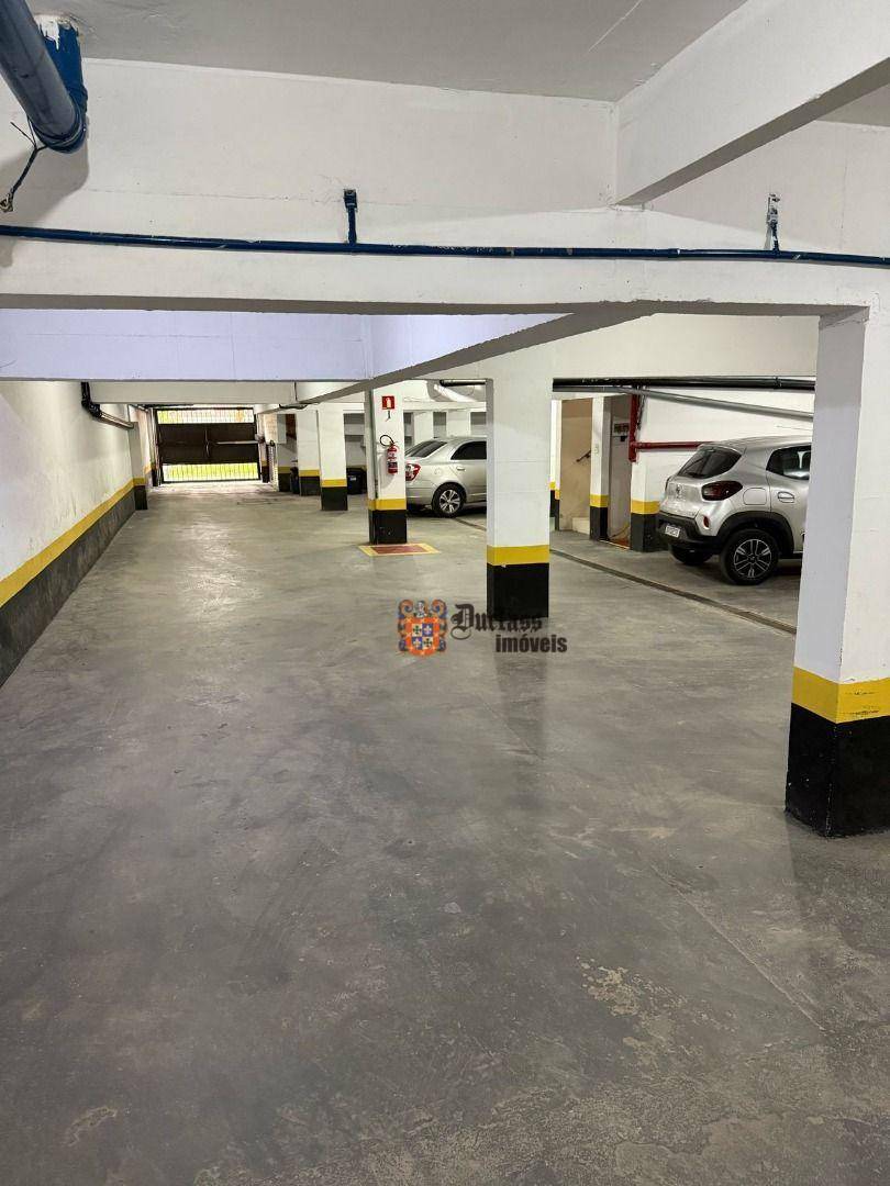 Apartamento à venda com 2 quartos, 60m² - Foto 24