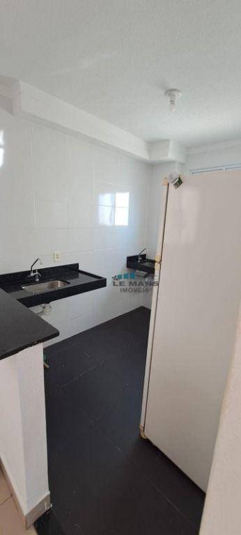 Apartamento à venda com 2 quartos, 45m² - Foto 4