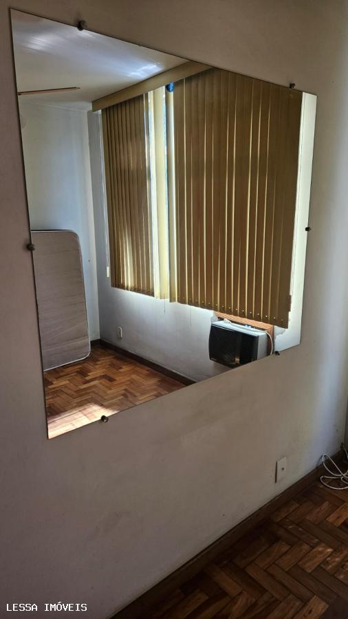 Apartamento à venda com 2 quartos, 60m² - Foto 7