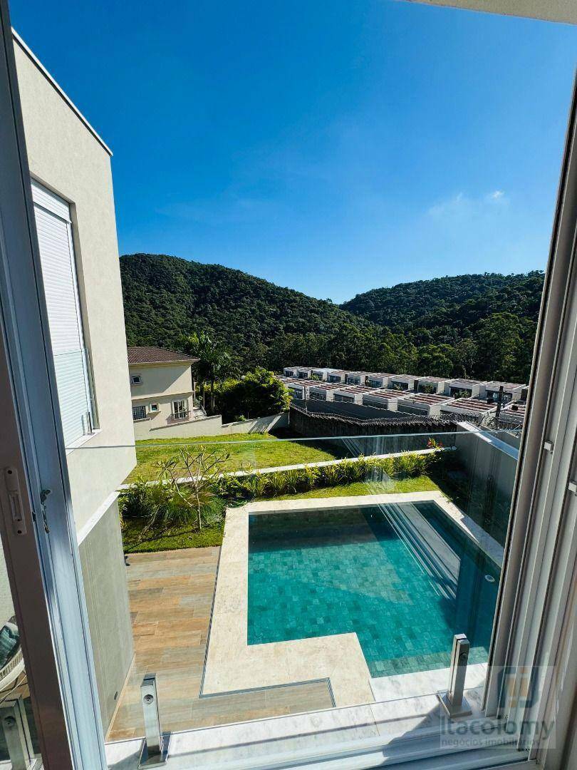 Casa de Condomínio à venda com 4 quartos, 625m² - Foto 36