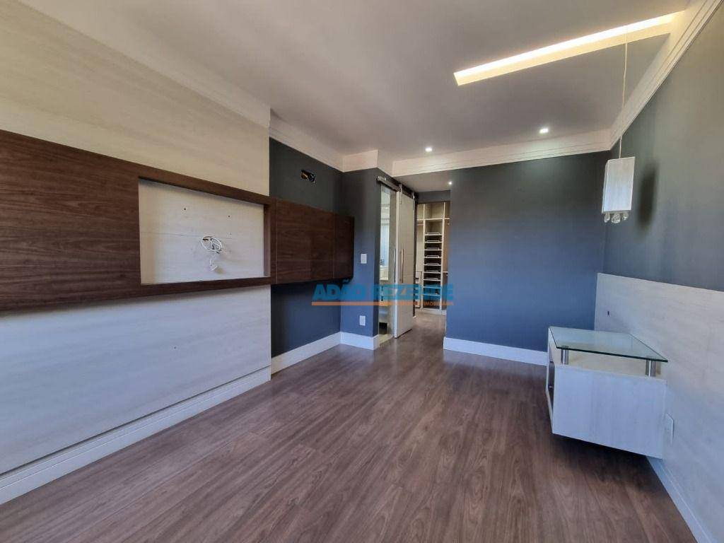 Apartamento à venda com 3 quartos, 154m² - Foto 11
