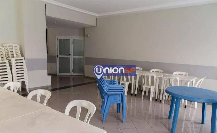 Apartamento à venda com 2 quartos, 64m² - Foto 18