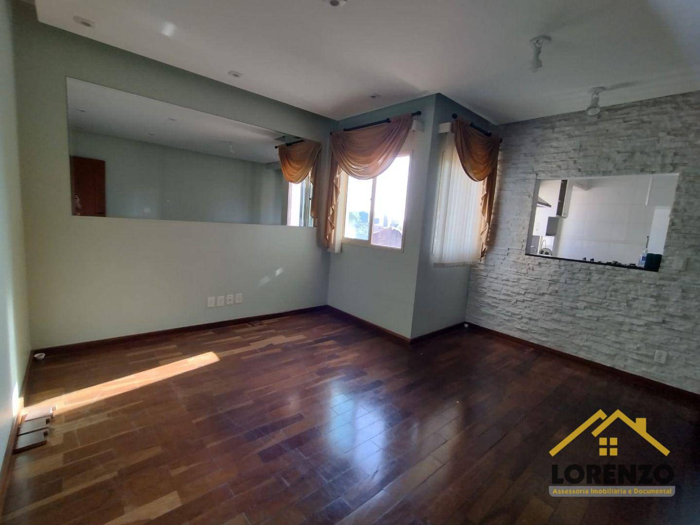 Apartamento à venda com 3 quartos, 83m² - Foto 1