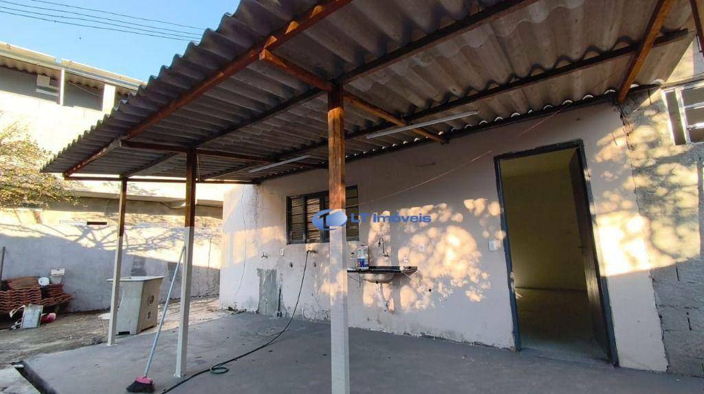 Casa para alugar com 3 quartos, 175m² - Foto 23