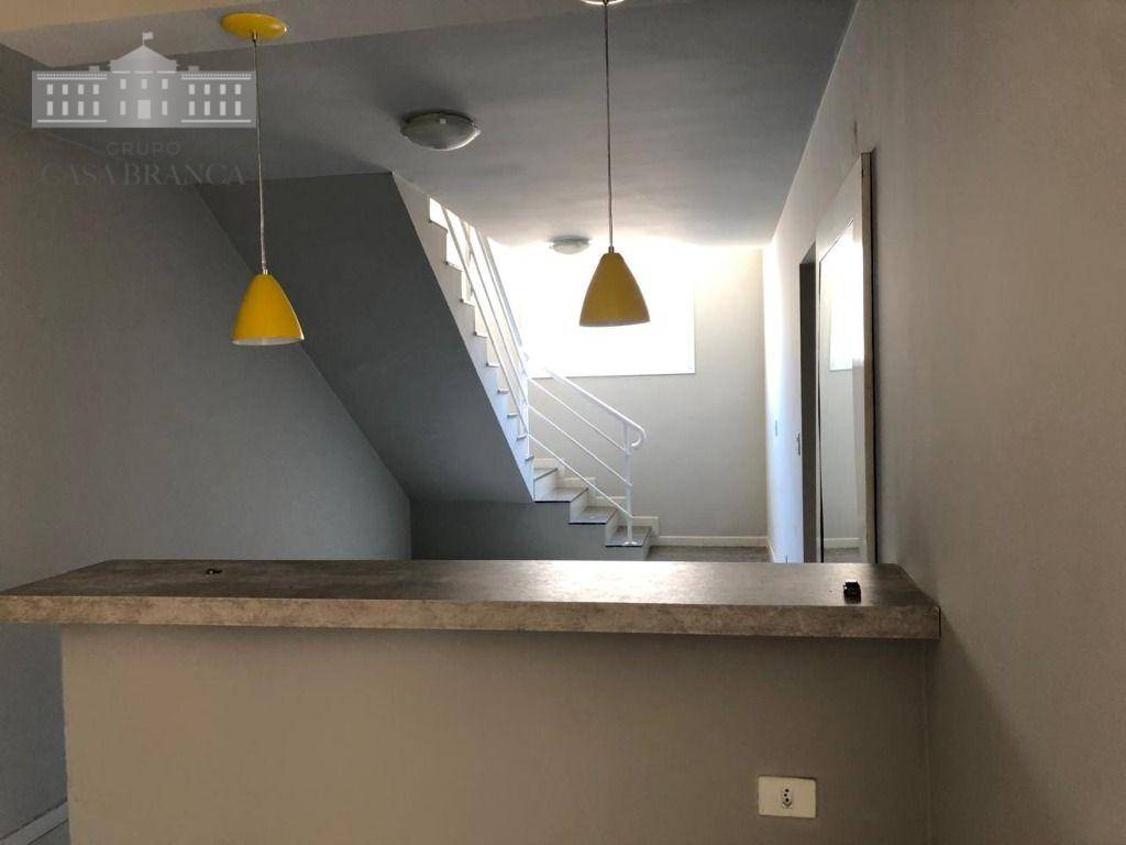 Apartamento para alugar com 2 quartos, 107m² - Foto 7