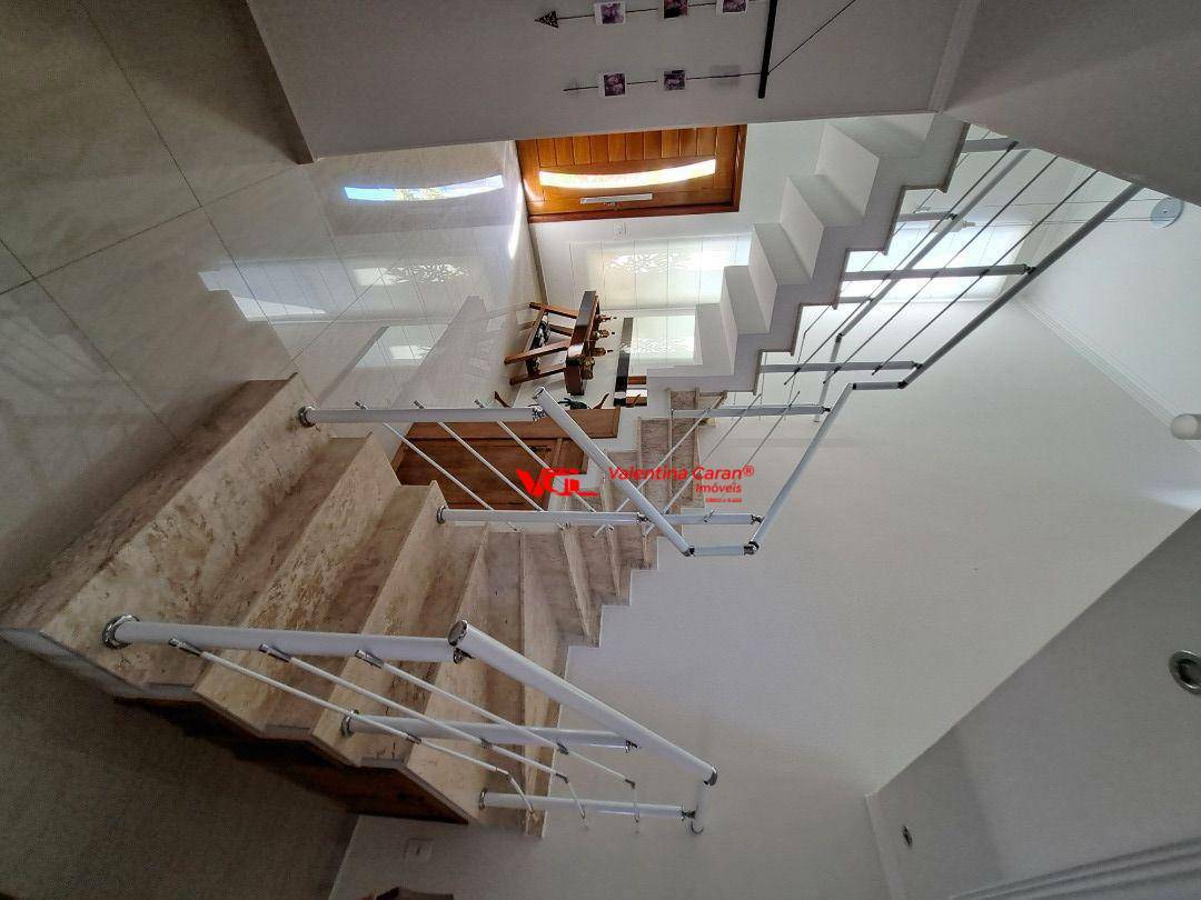 Sobrado à venda com 3 quartos, 216m² - Foto 27
