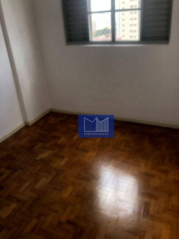 Apartamento à venda com 2 quartos, 70m² - Foto 18