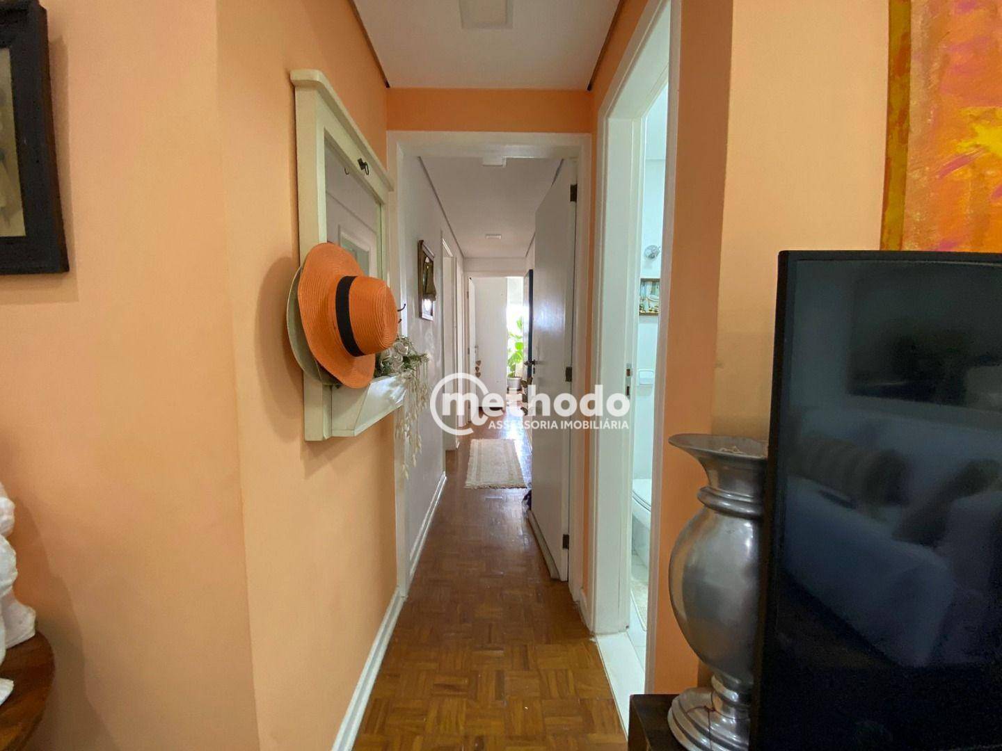 Apartamento à venda com 3 quartos, 139m² - Foto 1