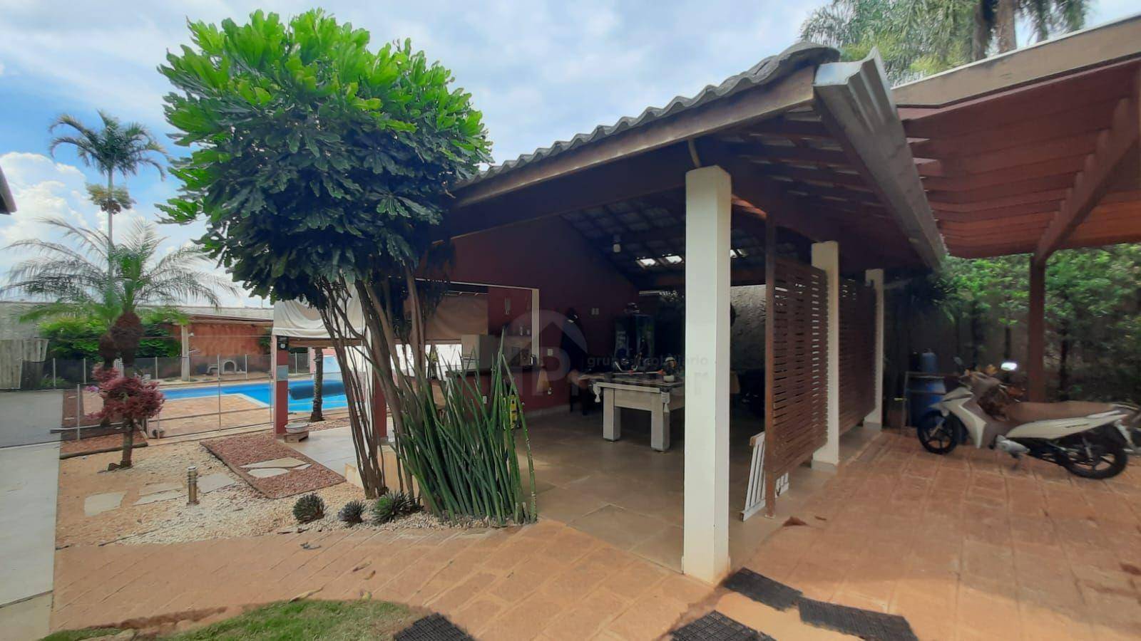 Chácara à venda com 3 quartos, 300m² - Foto 10