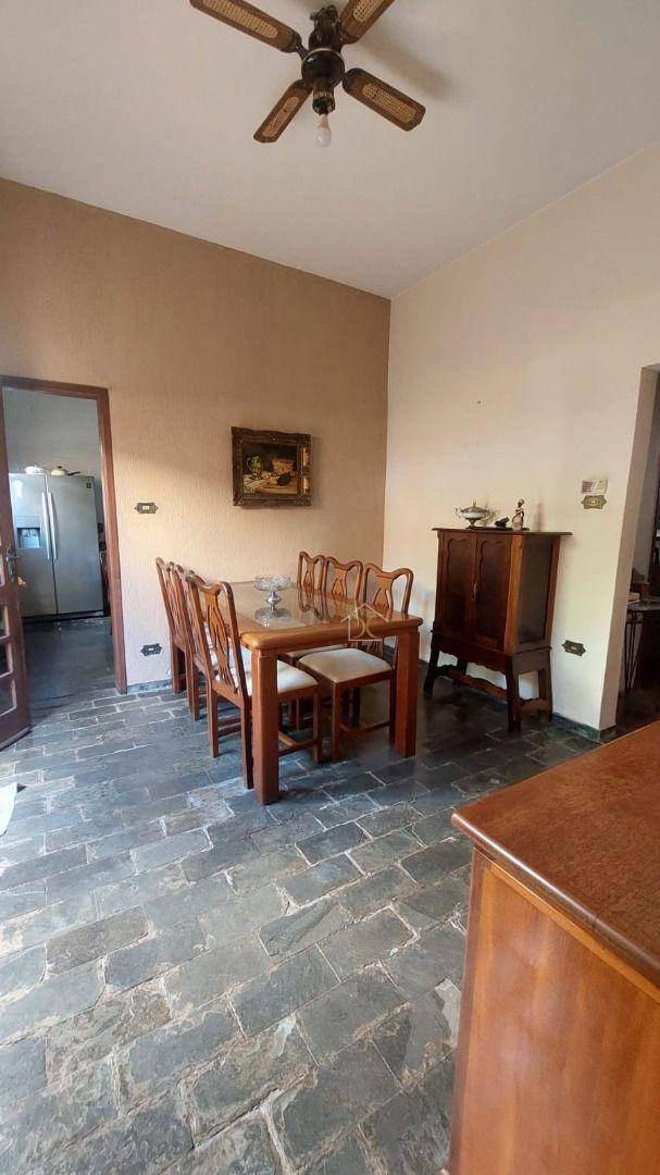 Casa para alugar com 3 quartos, 300M2 - Foto 6