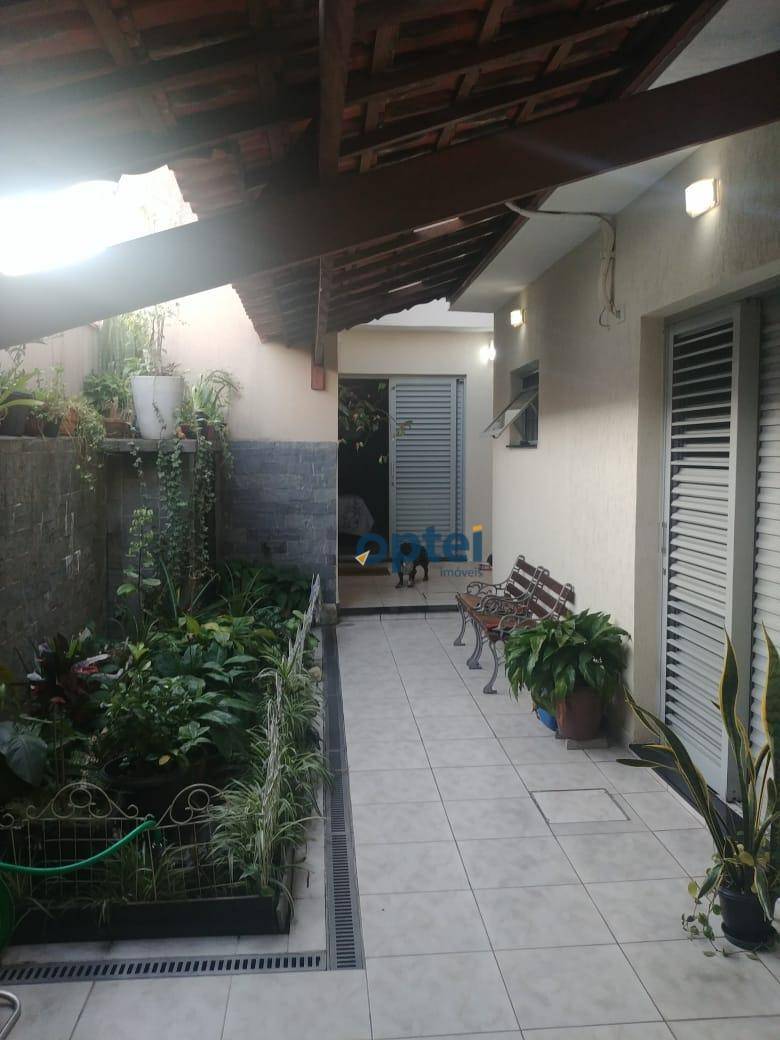 Casa à venda com 3 quartos, 300m² - Foto 10