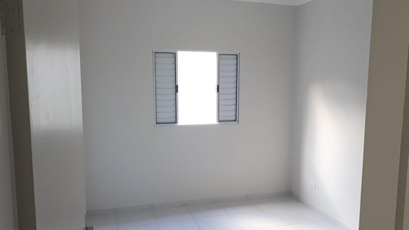 Casa à venda com 2 quartos, 170m² - Foto 12