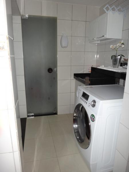 Sobrado à venda com 3 quartos, 147m² - Foto 2