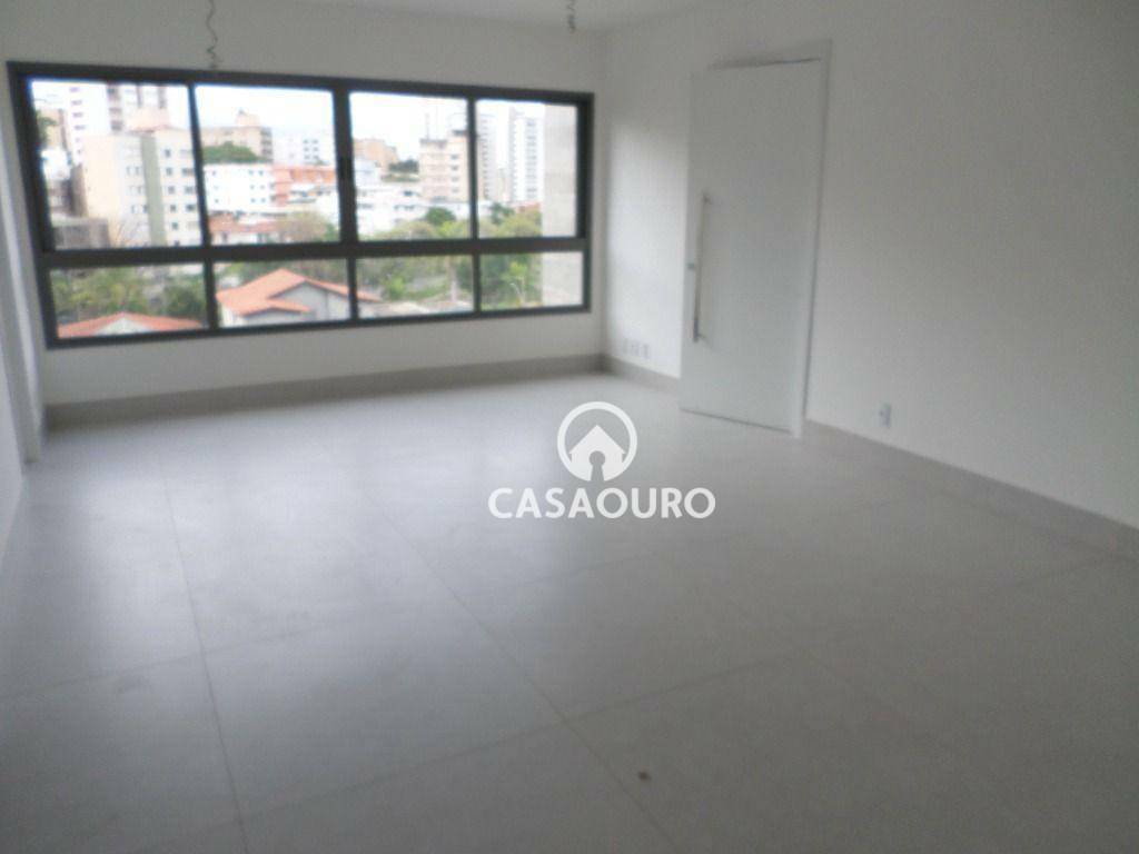 Apartamento à venda com 4 quartos, 140m² - Foto 2