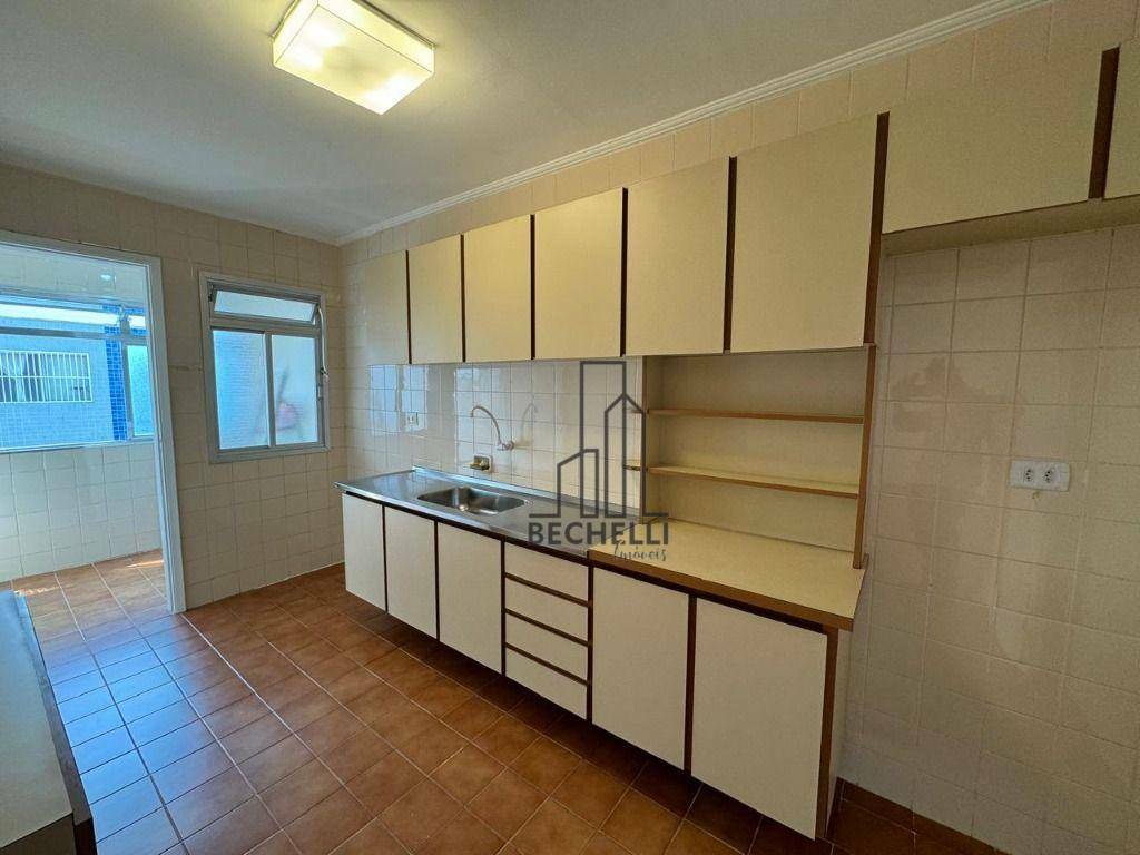 Apartamento para alugar com 2 quartos, 67m² - Foto 4