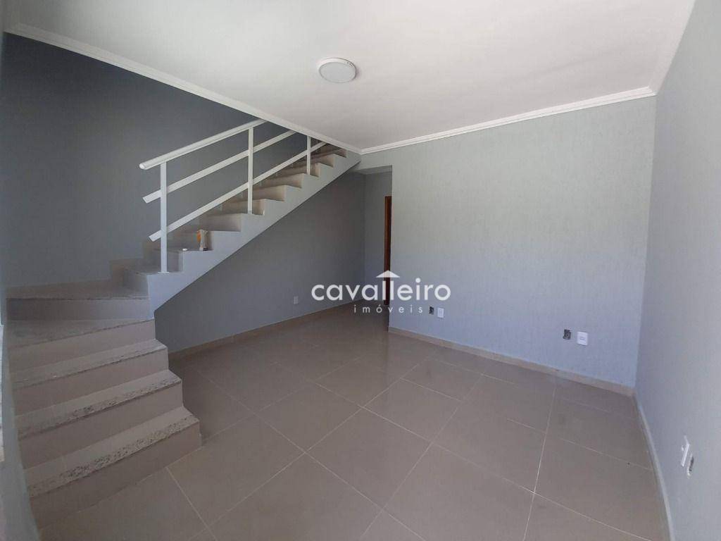 Casa à venda com 2 quartos, 68m² - Foto 2