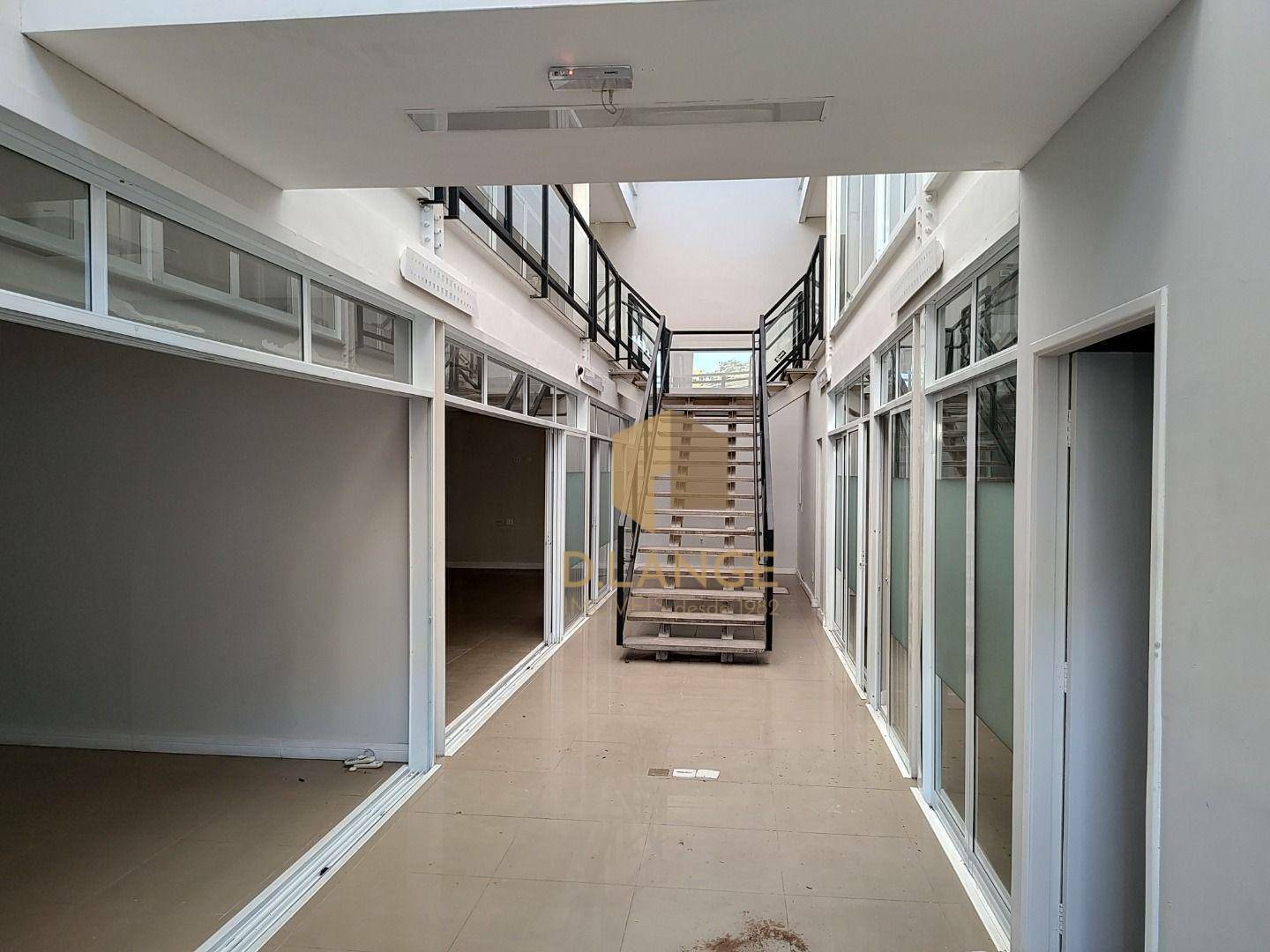 Prédio Inteiro para alugar, 200m² - Foto 3