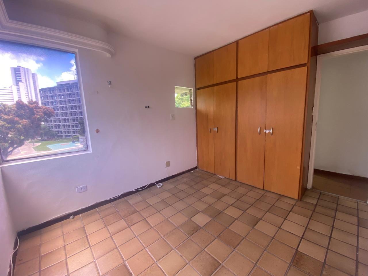 Apartamento à venda com 2 quartos, 78m² - Foto 13