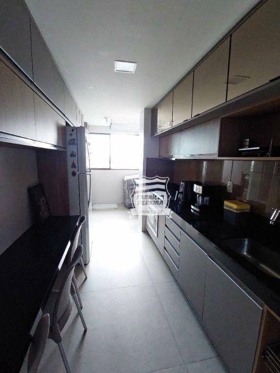 Apartamento à venda com 3 quartos, 122m² - Foto 33