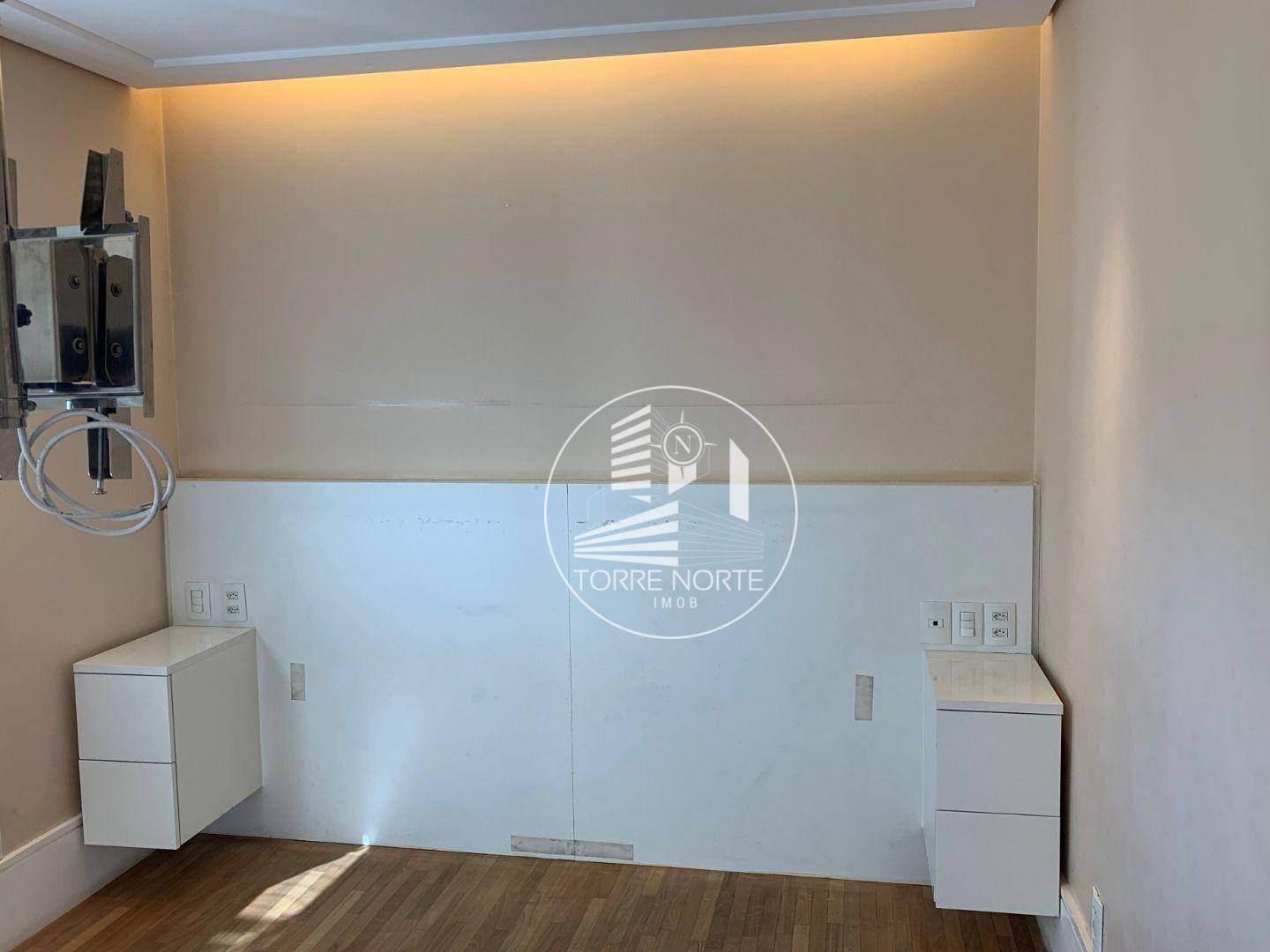 Apartamento à venda com 2 quartos, 96m² - Foto 8