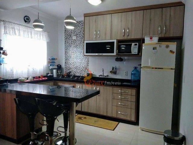 Sobrado à venda e aluguel com 3 quartos, 220m² - Foto 14